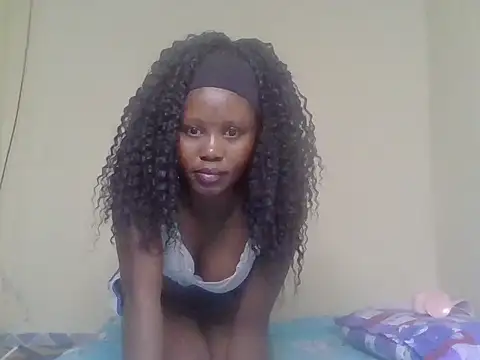 cute bee online show from July 2026 10:26:01 PM