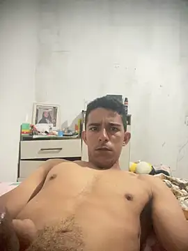 Snapshot of Ricarlosx chatting on June 2026 11:24:02 AM Ricarlosx online show from June 2026 11:24:02 AM