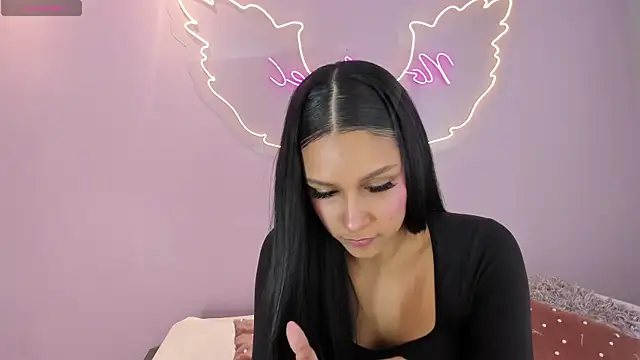 TalianaHernandez online show from July 2026 04:13:01 PM