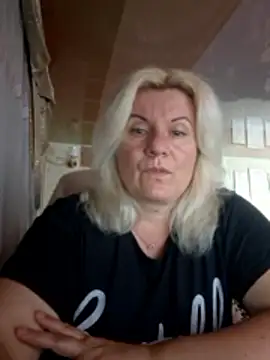 VikaRaine555 online show from June 2026 08:22:02 PM