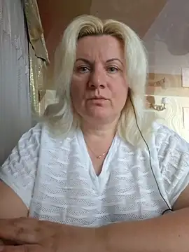 VikaRaine555 online show from June 2026 07:05:01 PM