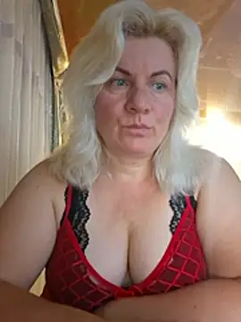 VikaRaine555 online show from July 2026 07:12:02 PM