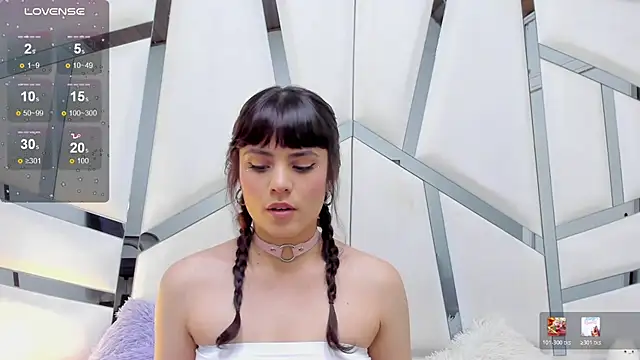 EmilyColns online show from July 2026 10:03:01 PM