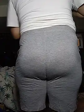 Snapshot of Dickbetweencheeks chatting on July 2026 05:30:01 PM Dickbetweencheeks online show from July 2026 05:30:01 PM