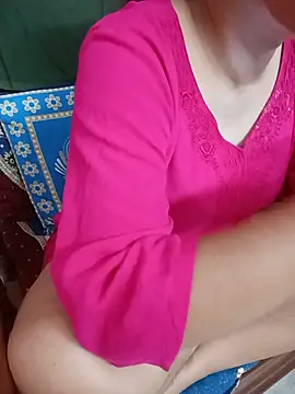 Snapshot of divya-222 chatting on June 2026 05:27:01 PM divya-222 online show from June 2026 05:27:01 PM