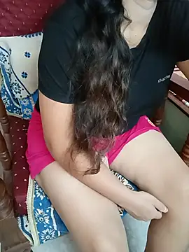 Snapshot of divya-222 chatting on July 2026 04:46:02 PM divya-222 online show from July 2026 04:46:02 PM