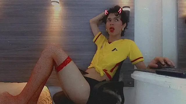 Jazmiin Rosee online show from July 2026 07:42:02 PM