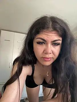 LoveYou2899 online show from June 2026 07:03:02 AM