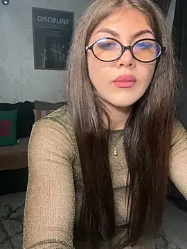 LoveYou2899 online show from July 2026 04:02:01 PM