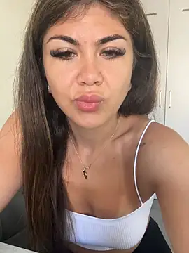 LoveYou2899 online show from July 2026 06:12:01 AM