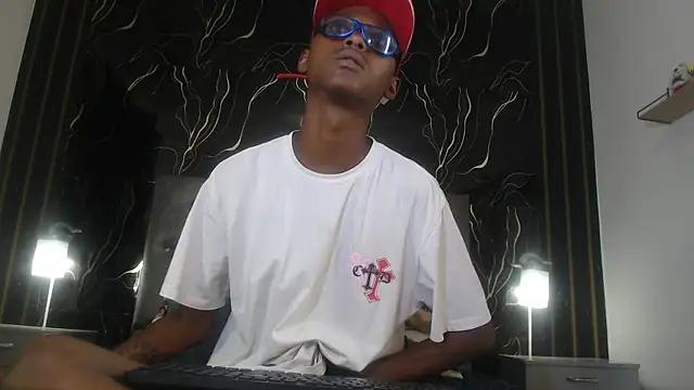 Snapshot of Joel_Bell chatting on July 2026 12:07:01 PM Joel Bell online show from July 2026 12:07:01 PM