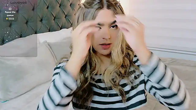 Scarlethvhonparker online show from November 2025 02:42:02 AM