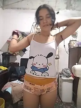 Kittyytinaa online show from June 2026 03:00:01 AM