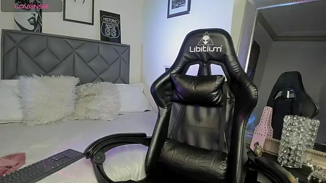 Snapshot of Cattleya_Love chatting on June 2026 01:36:02 AM Cattleya Love online show from June 2026 01:36:02 AM