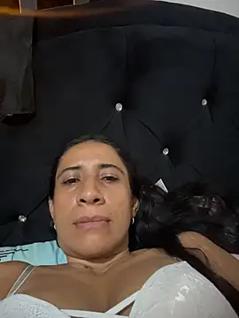 paolaqueenxx online show from June 2026 10:06:02 AM