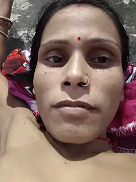 Snapshot of Roohi-hot chatting on July 2026 06:25:02 PM Roohi-hot online show from July 2026 06:25:02 PM