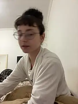 jinixxxs online show from June 2026 06:21:02 PM