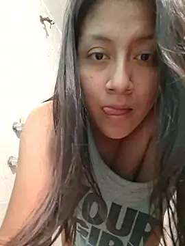 madi23q online show from July 2026 09:07:02 PM