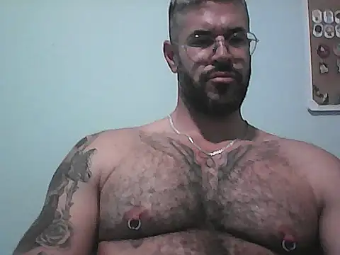 Snapshot of mrbighairychest chatting on June 2026 01:03:01 AM mrbighairychest online show from June 2026 01:03:01 AM