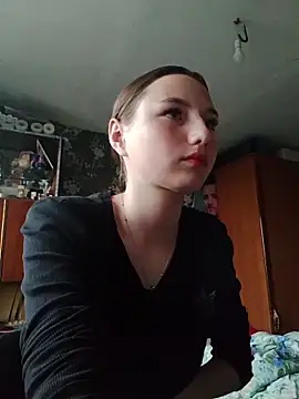 Snapshot of DonnaMayer chatting on June 2026 03:57:01 PM DonnaMayer online show from June 2026 03:57:01 PM
