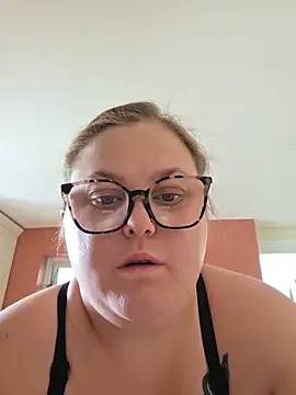 Ivy-Rose-xx online show from July 2026 06:28:02 AM