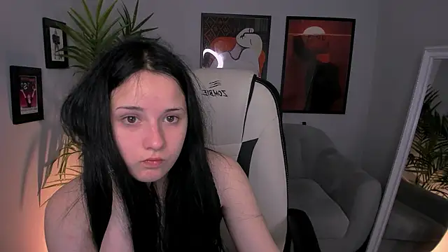 Snapshot of AmeliaRiviera chatting on July 2026 06:43:02 AM AmeliaRiviera online show from July 2026 06:43:02 AM