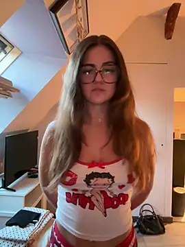 petiteambre online show from July 2026 07:34:02 PM