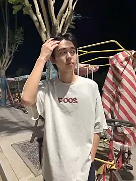 kissbaby-399 online show from July 2026 05:06:02 PM