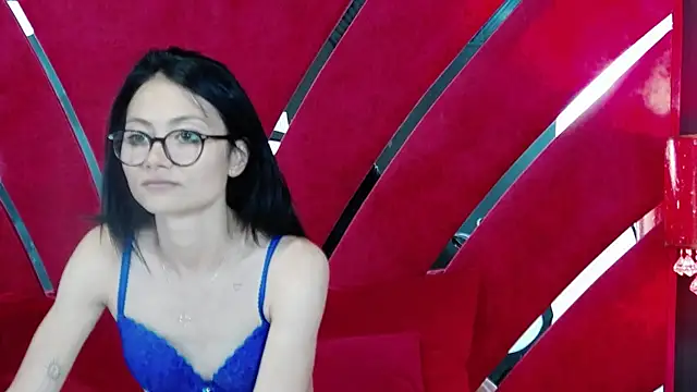 MayaLeey online show from June 2026 04:20:01 PM