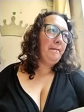 Snapshot of _Saraqueen-- chatting on July 2026 09:47:01 PM Saraqueen-- online show from July 2026 09:47:01 PM