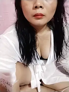 Snapshot of Lyh_sexy chatting on July 2026 02:41:02 PM Lyh sexy online show from July 2026 02:41:02 PM