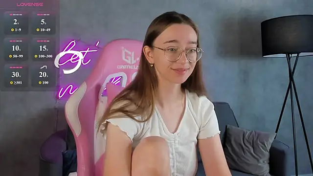 Lucy Green online show from July 2026 12:46:01 AM