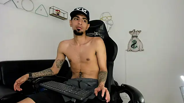 Jax Nova online show from June 2026 08:08:01 PM