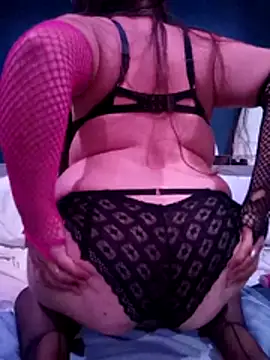 LovelyBunnie17 online show from July 2026 10:12:01 PM