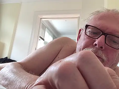bigmannudist online show from June 2026 07:03:02 AM