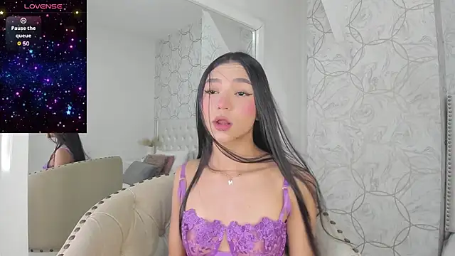 Snapshot of britanny_77 chatting on July 2026 08:11:01 PM britanny 77 online show from July 2026 08:11:01 PM