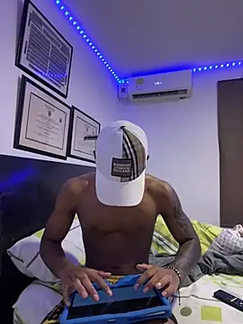 Ydiaz09 online show from July 2026 04:43:01 PM