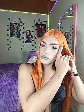 Snapshot of _KittyQueen12 chatting on June 2026 05:45:01 AM KittyQueen12 online show from June 2026 05:45:01 AM