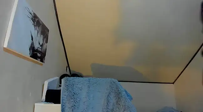 xServiceDollx online show from February 2025 12:55:02 PM