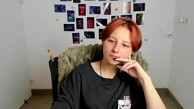 Snapshot of Dilara_Kiss_ chatting on July 2026 11:25:02 AM Dilara Kiss online show from July 2026 11:25:02 AM