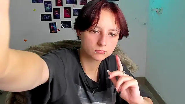 Snapshot of Dilara_Kiss_ chatting on July 2026 05:12:02 AM Dilara Kiss online show from July 2026 05:12:02 AM