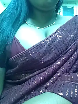 Snapshot of prethutamil chatting on August 2026 06:10:01 PM prethutamil online show from August 2026 06:10:01 PM