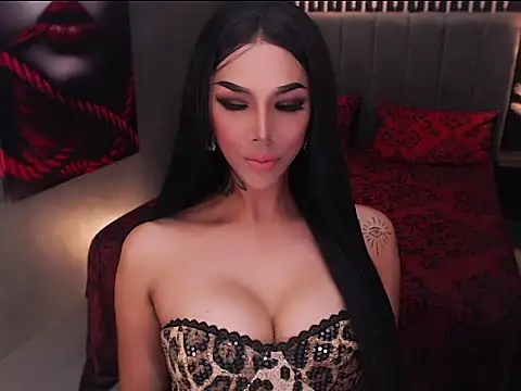 Snapshot of QueenDomOfSex chatting on July 2026 09:40:01 AM QueenDomOfSex online show from July 2026 09:40:01 AM