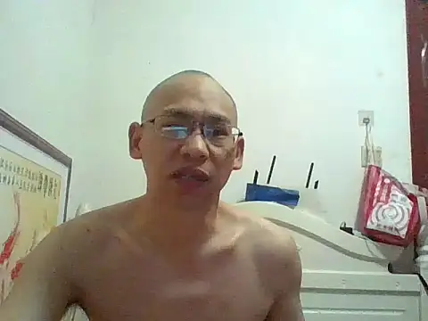 Snapshot of benly888 chatting on June 2026 09:56:02 PM benly888 online show from June 2026 09:56:02 PM