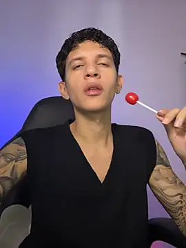tylerrnova online show from June 2026 03:28:01 AM