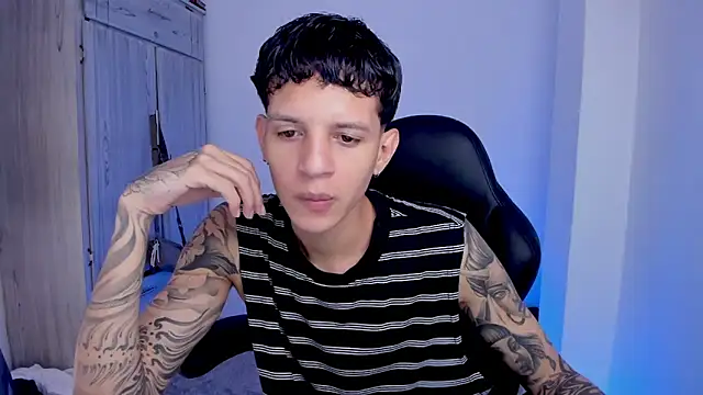 tylerrnova online show from August 2026 03:16:02 AM