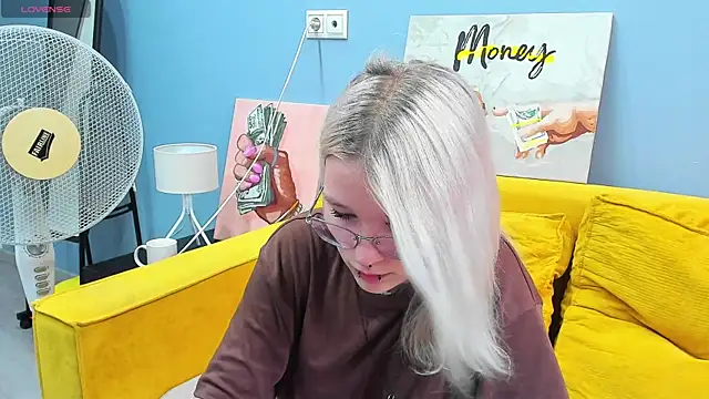 Nika-Smith online show from August 2026 09:34:01 AM