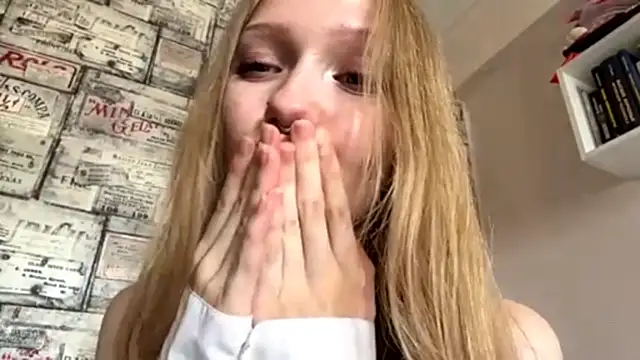 BivalentFalloff online show from July 2026 10:21:02 AM