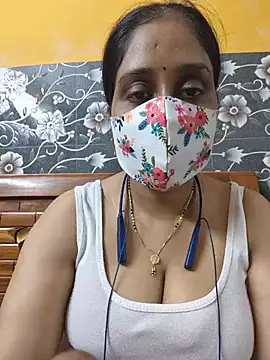 Snapshot of Garimaa_Cherry chatting on June 2026 07:52:02 PM Garimaa Cherry online show from June 2026 07:52:02 PM