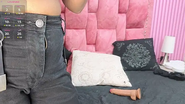 sofiagold92 online show from July 2026 10:21:02 AM